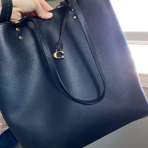 Authentic COACH Carryall Tote Bag